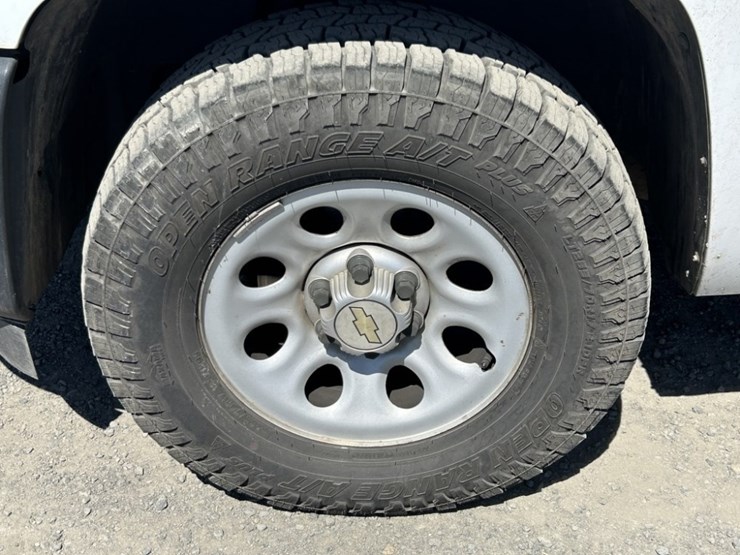 2013-chevrolet-silverado-1500-image-33