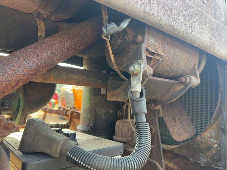 john-deere-h-image-31