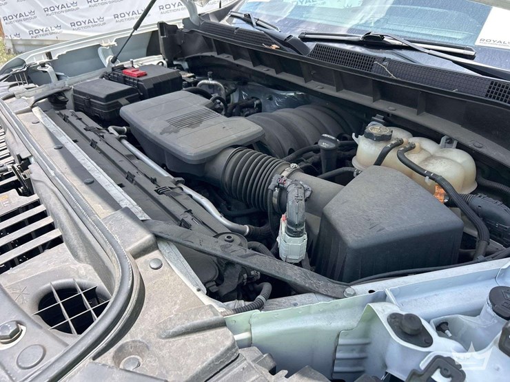 2022-chevrolet-silverado-1500-image-8