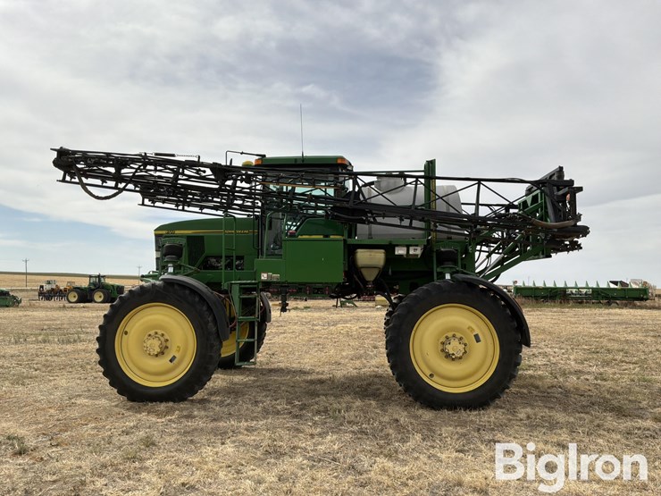 john-deere-4710-image-8
