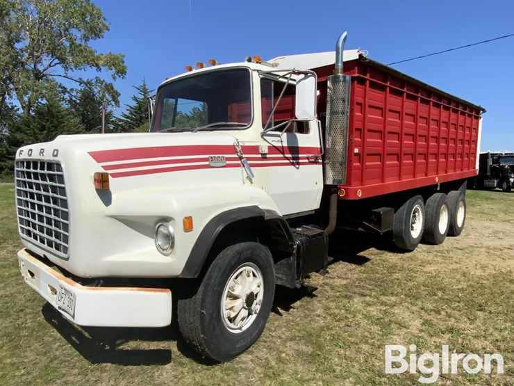 1973-ford-lts9000-image-1