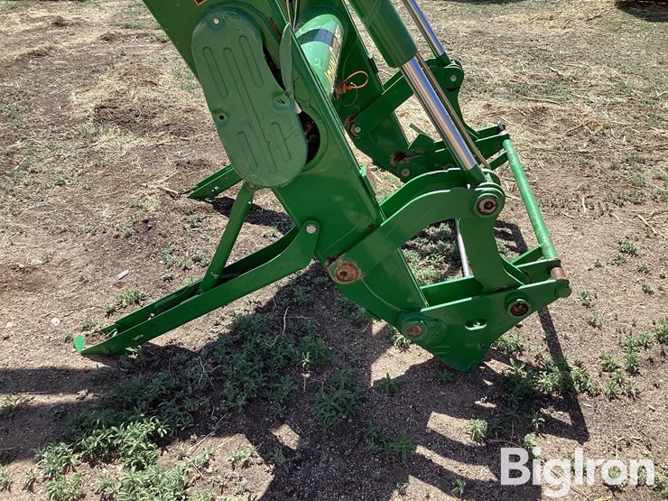 2014-john-deere-h360-image-15