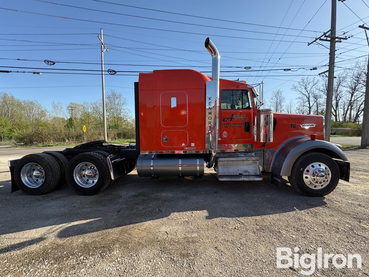 2001-kenworth-w900-image-4
