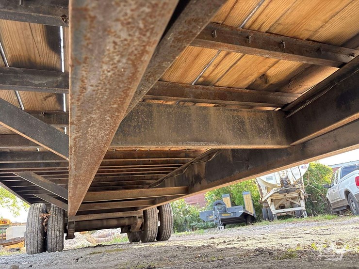32ft-t/a-flatbed-tag-trailer-image-17