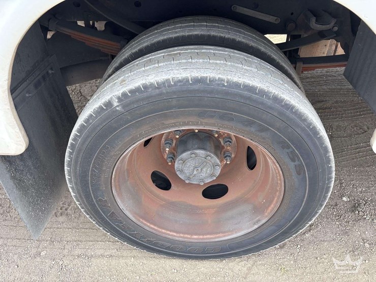 2018-ford-f550-image-30