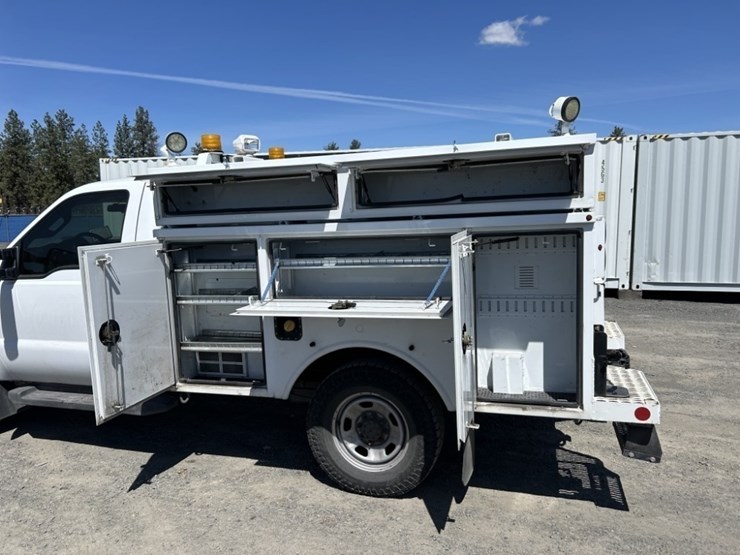2015-ford-f350-sd-image-23