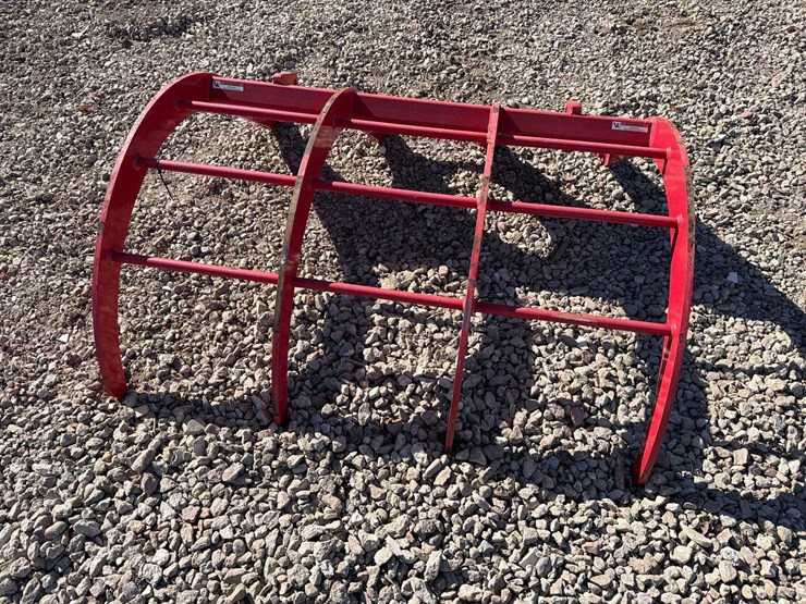 grey-wolf-grapple-fork-image-6