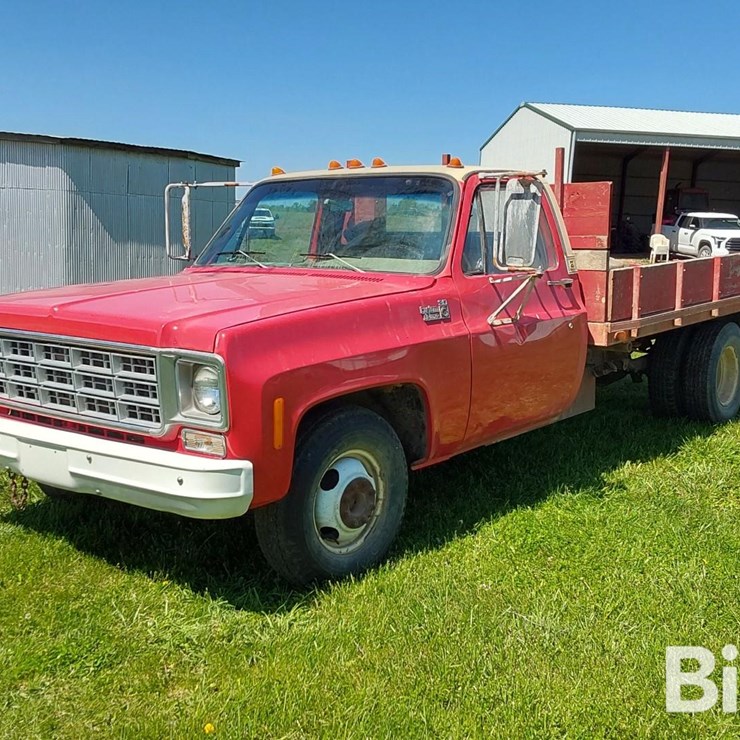1977 CHEVROLET CUSTOM DELUXE