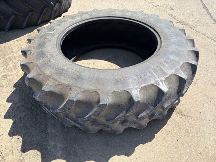 firestone-420/85r34-tire-image-2