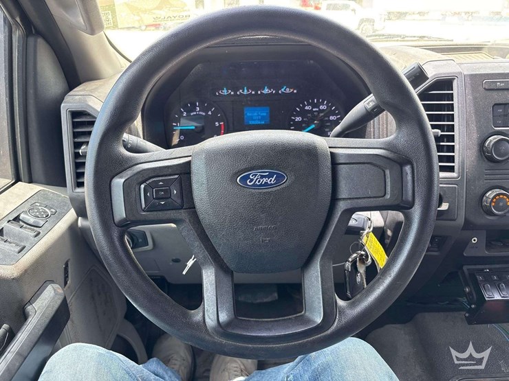 2018-ford-f550-image-14