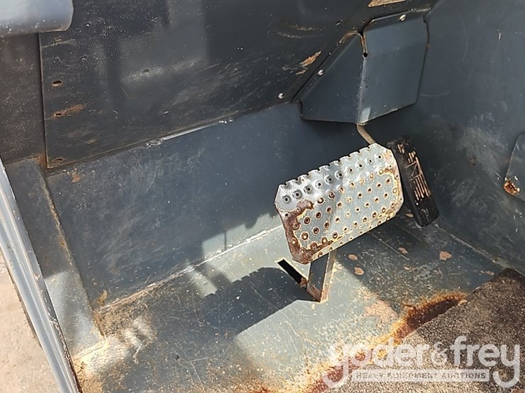 2015-gehl-rs10-55-image-37