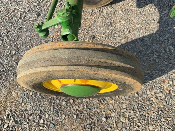 john-deere-m-image-15