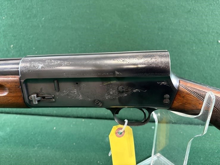 browning-full-12ga-shotgun-image-10