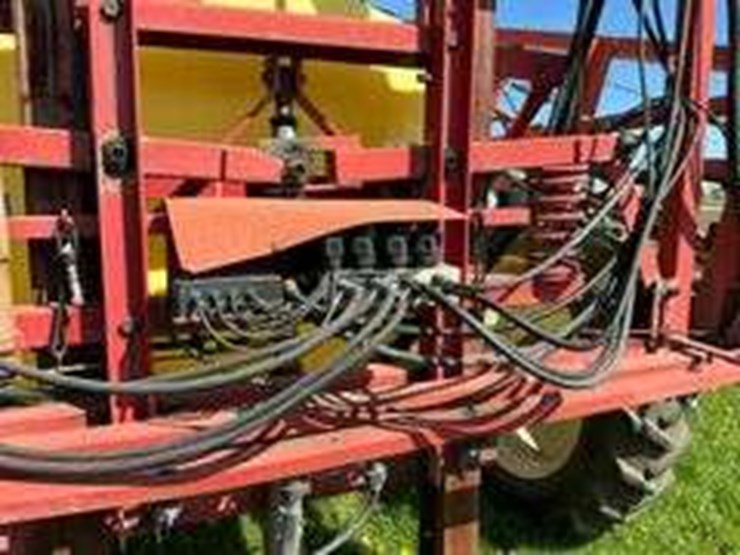hardi-1000navigator-pull-type-sprayer,-1000-gal.-image-14