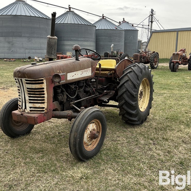 1956 INTERNATIONAL 350