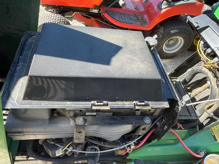 john-deere-285-image-7