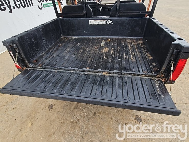 2013-bobcat-3400xl-image-27