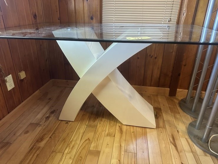 glass-top-table-image-3