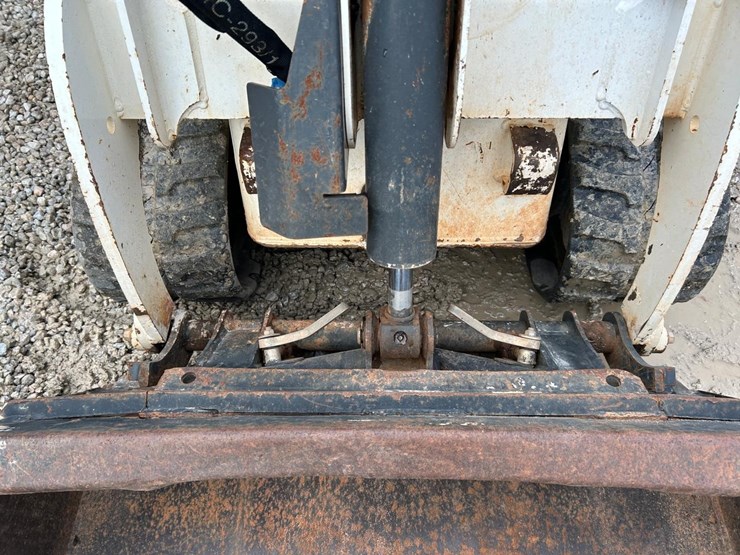 2023-bobcat-mt100-image-10