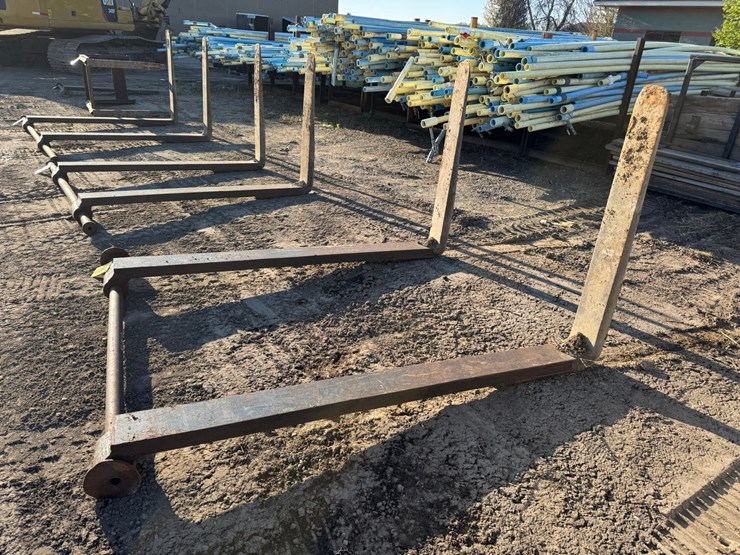 #3923-•-approx-48"-loader-forks-image-2