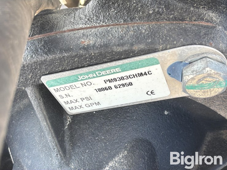 new-holland-s1070-image-10