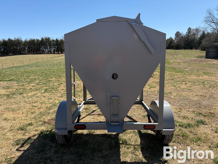 net-gravity-flow-feed-wagon-image-6