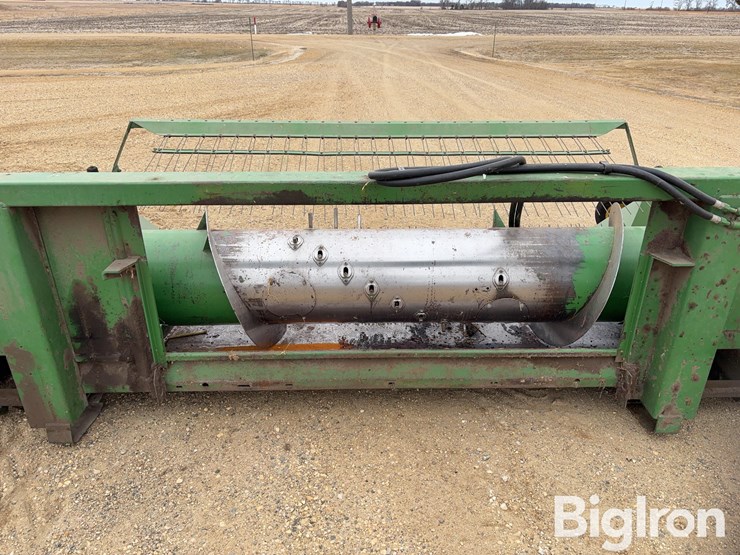 john-deere-212-image-9