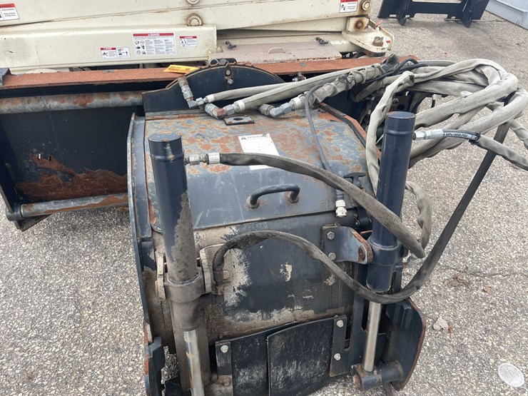 #9010-•-bobcat-asphalt-planer-(o7)-image-15