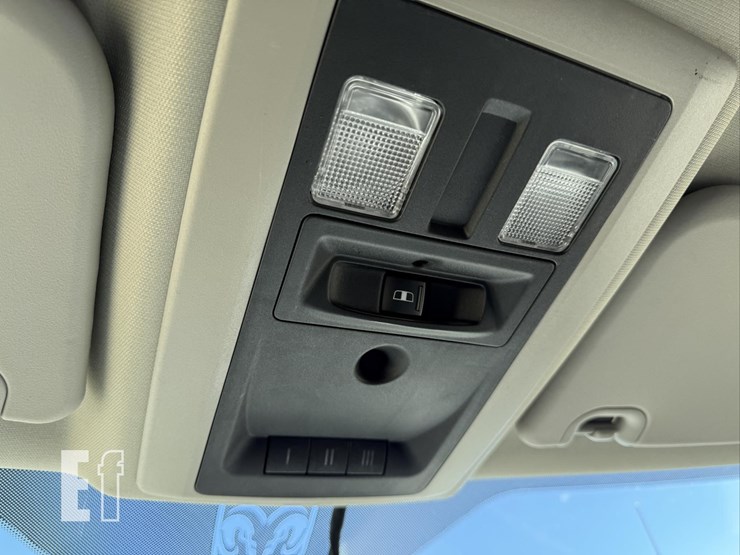 2011-ram-2500-big-horn-image-43