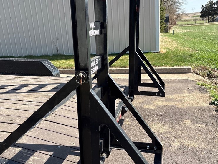 2019-pj-7ft-x-18ft-beaver-tail-bumper-hitch-trailer--1-owner-image-19