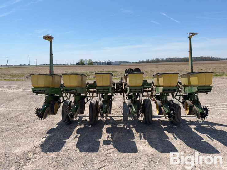 john-deere-7000-image-6