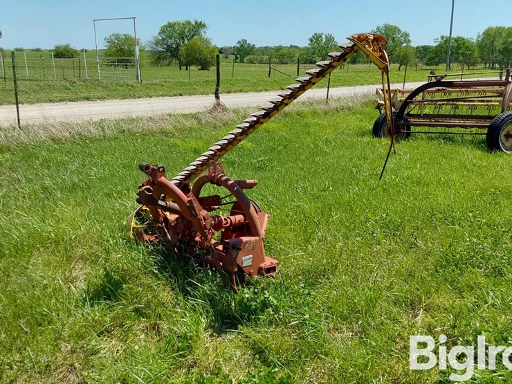 new-holland-450-image-1