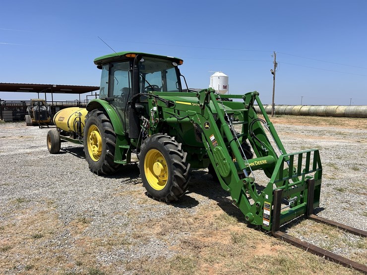 2024-john-deere-5090e-image-6