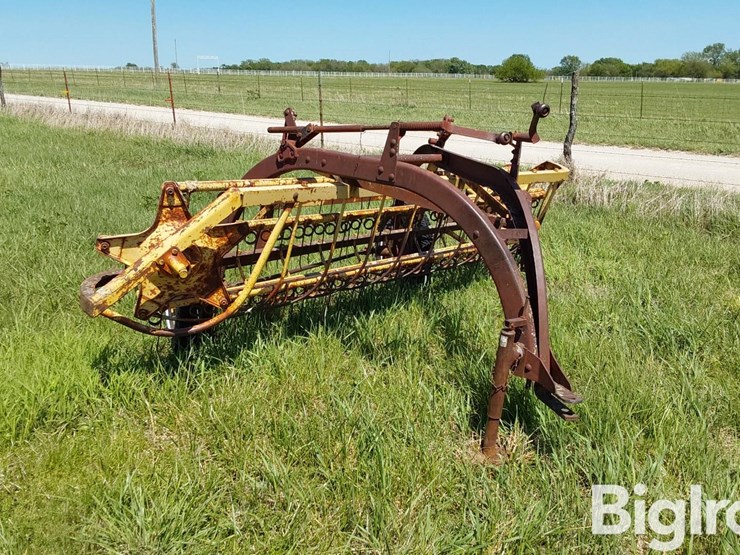 new-holland-56-image-3