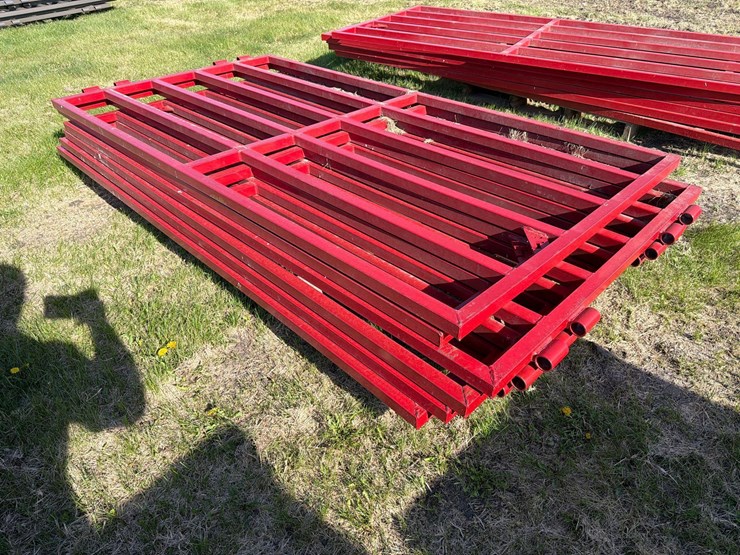 6-8ft-livestock-gates-image-2