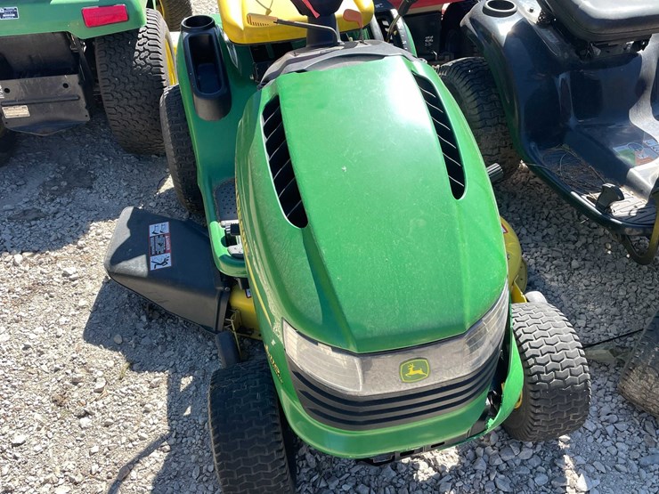 john-deere-l110-image-13
