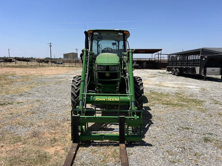 2024-john-deere-5090e-image-7