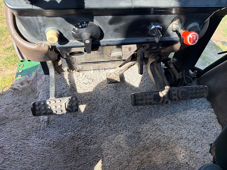 john-deere-4650-image-35