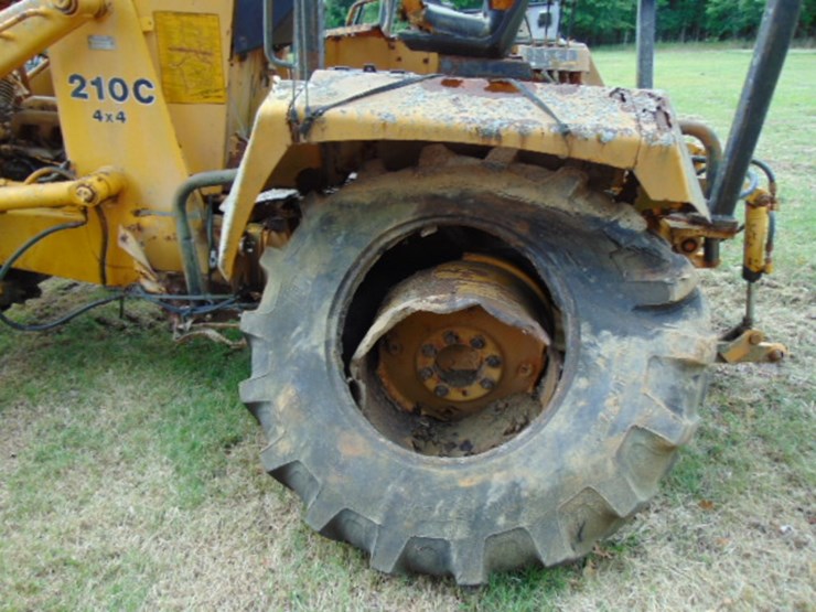 deere-210c-image-5