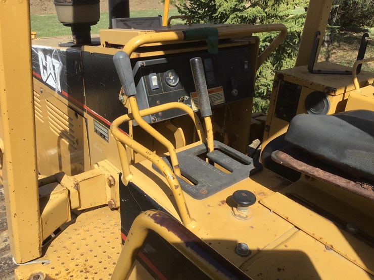 1995-caterpillar-d4c-image-3