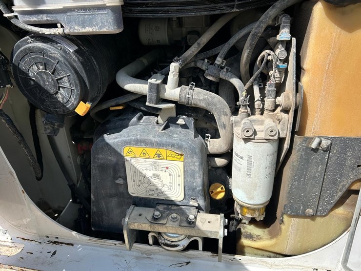 2022-bobcat-t66-image-15