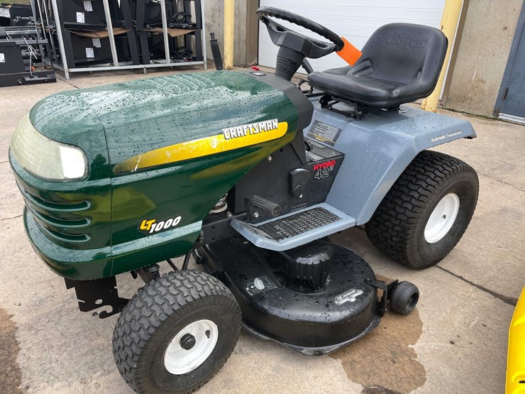 #9008-•-riding-lawn-mower-(o3)-image-3