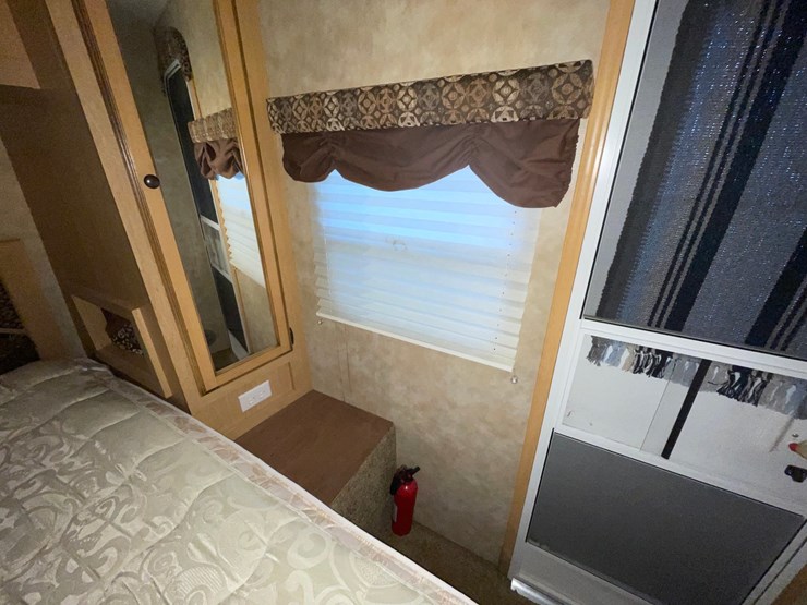 #7050-•-2010-spree-lx-superlite-camper-(has-mn-title)-image-72
