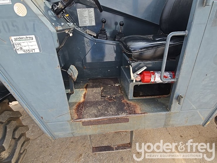 2015-gehl-rs10-55-image-35