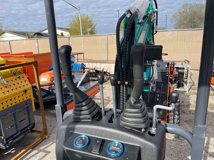 #9046-•-unused-cf-industry-qk16r-mini-excavator-(o12)-image-40