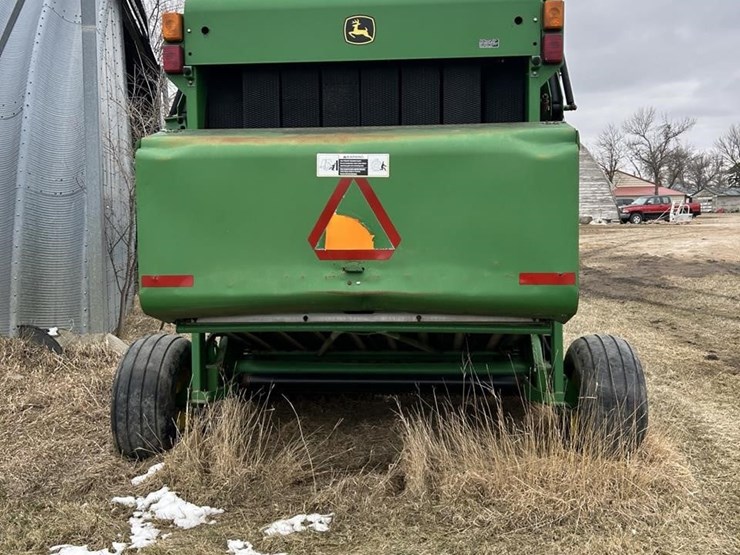 2002-john-deere-567-image-4