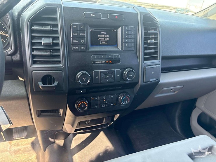 2015-ford-f150-image-19