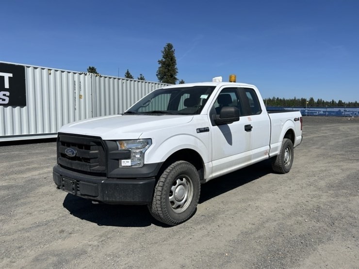 2016-ford-f150-xl-image-1