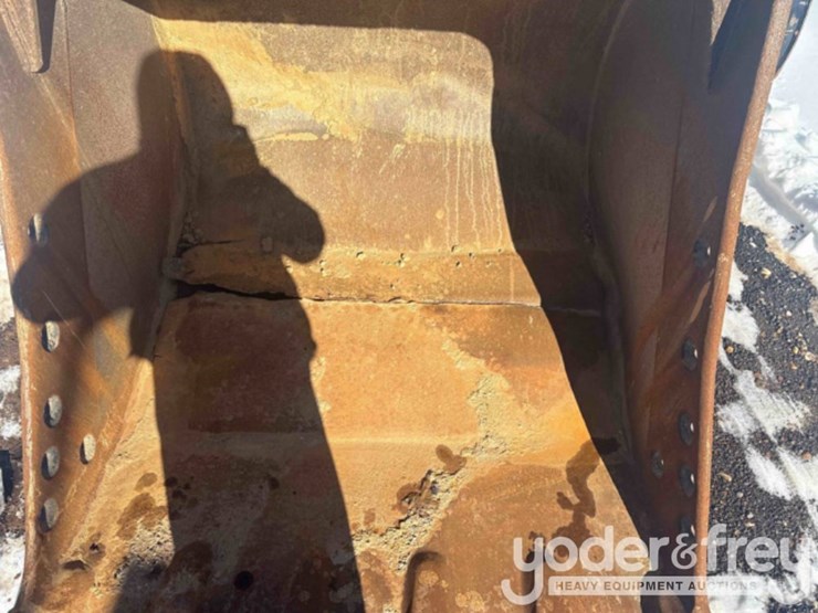 2018-caterpillar-335fl-image-10