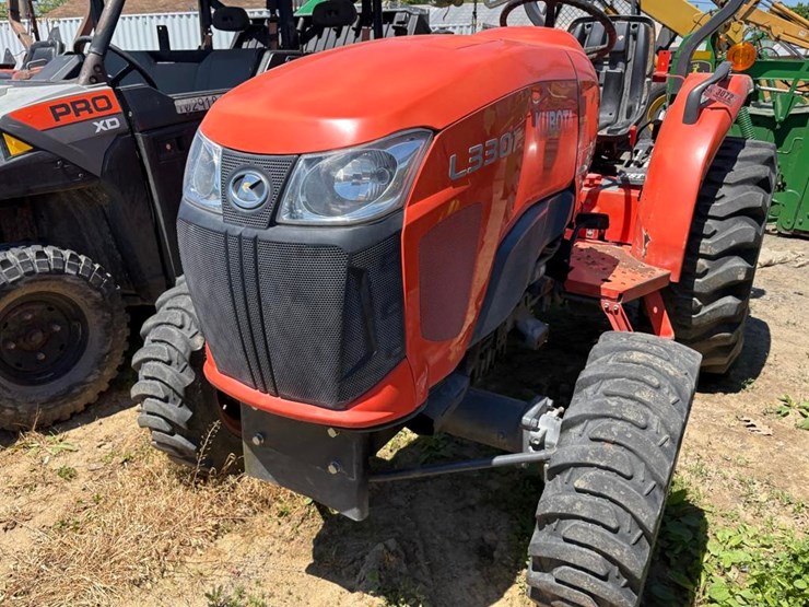 kubota-l3301-image-14